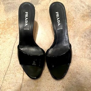 Prada black patent leather Vero Cuoio 39/8